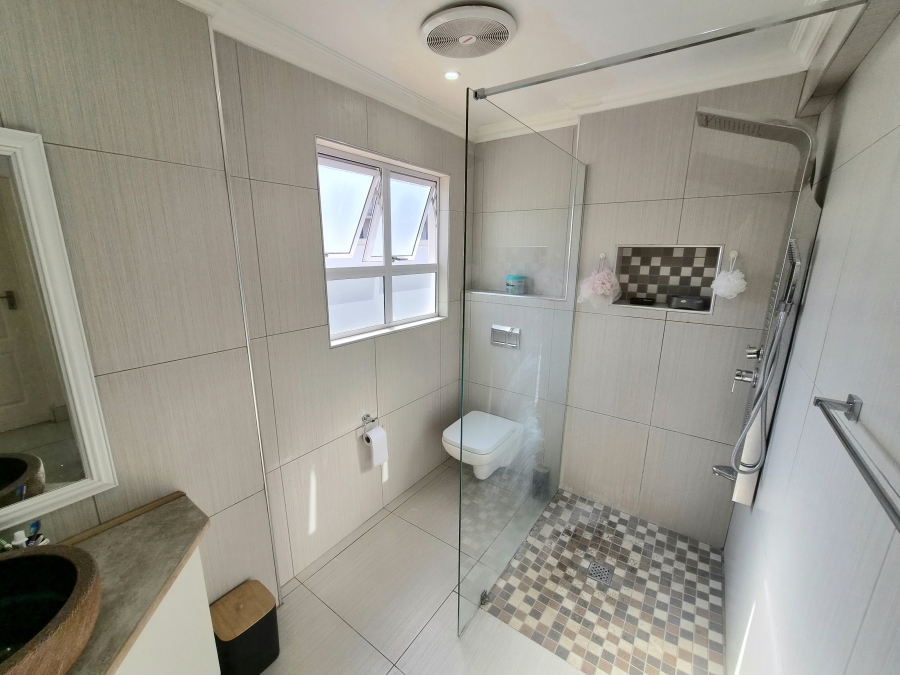 2 Bedroom Property for Sale in Prestbury KwaZulu-Natal