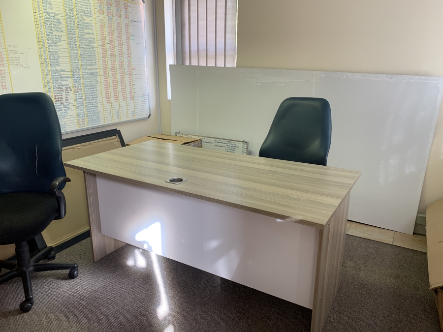 To Let Commercial Property for Rent in Mount Edgecombe KwaZulu-Natal