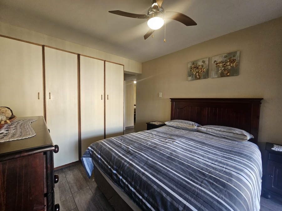 2 Bedroom Property for Sale in Westbrook KwaZulu-Natal
