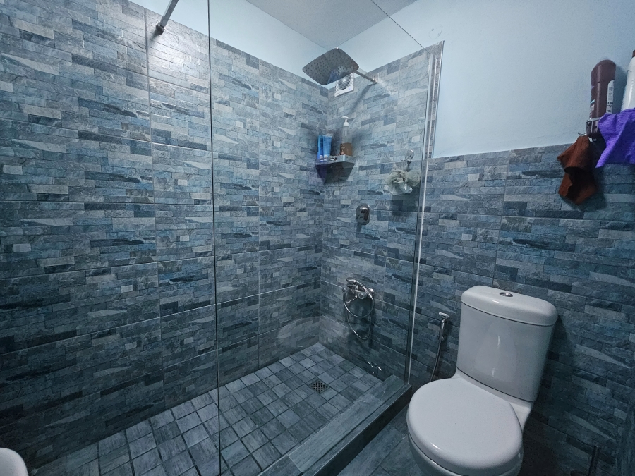 2 Bedroom Property for Sale in Westbrook KwaZulu-Natal