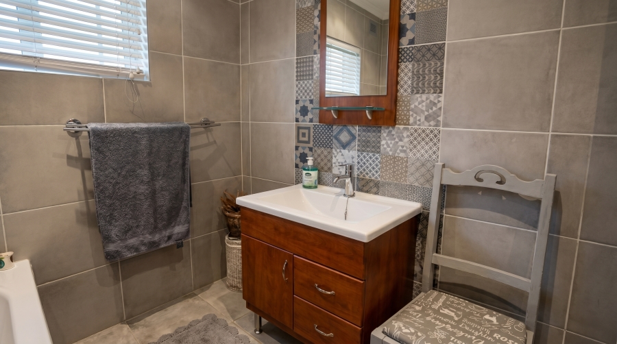3 Bedroom Property for Sale in Chase Valley Heights KwaZulu-Natal
