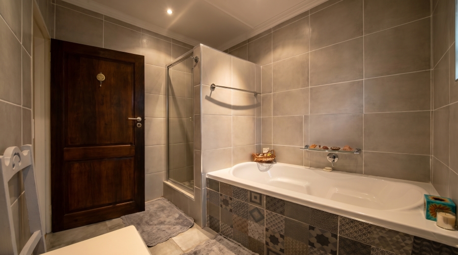 3 Bedroom Property for Sale in Chase Valley Heights KwaZulu-Natal