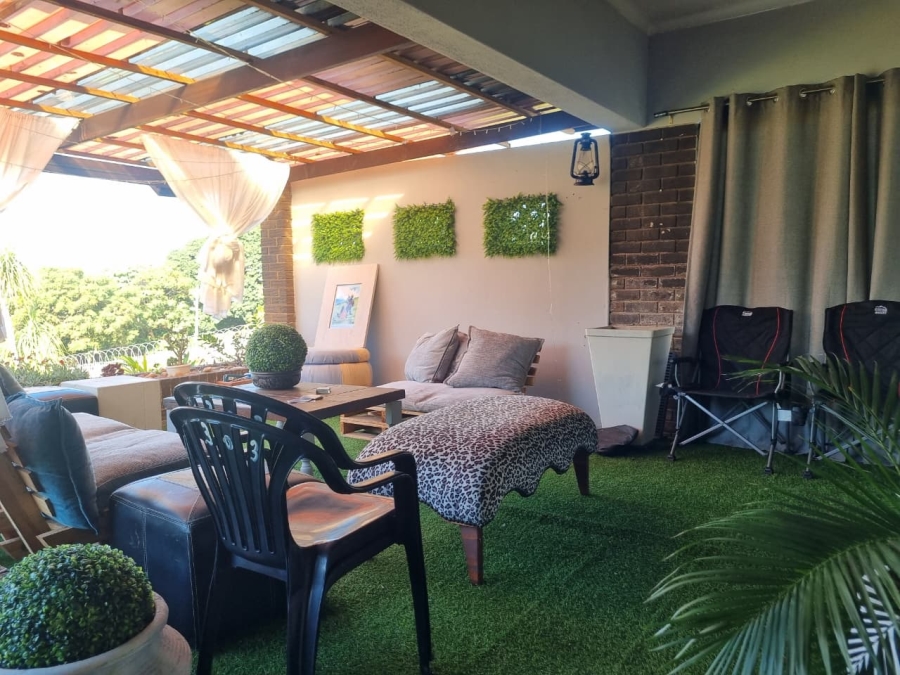 3 Bedroom Property for Sale in Amanzimtoti KwaZulu-Natal