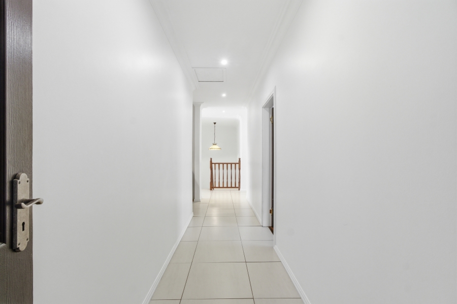 5 Bedroom Property for Sale in Sheffield Beach KwaZulu-Natal