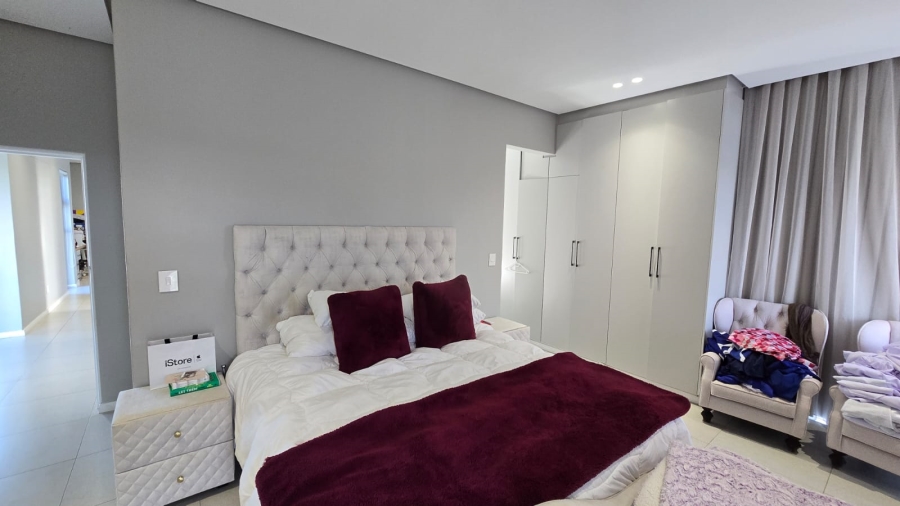 4 Bedroom Property for Sale in Palm Lakes Estate KwaZulu-Natal