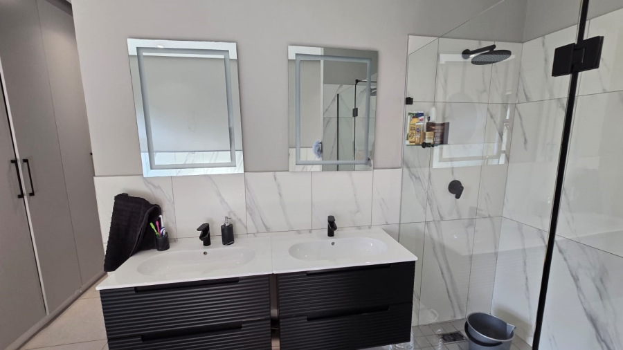4 Bedroom Property for Sale in Palm Lakes Estate KwaZulu-Natal