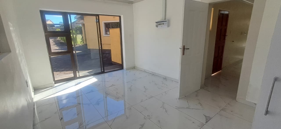 To Let 2 Bedroom Property for Rent in Veld En Vlei KwaZulu-Natal