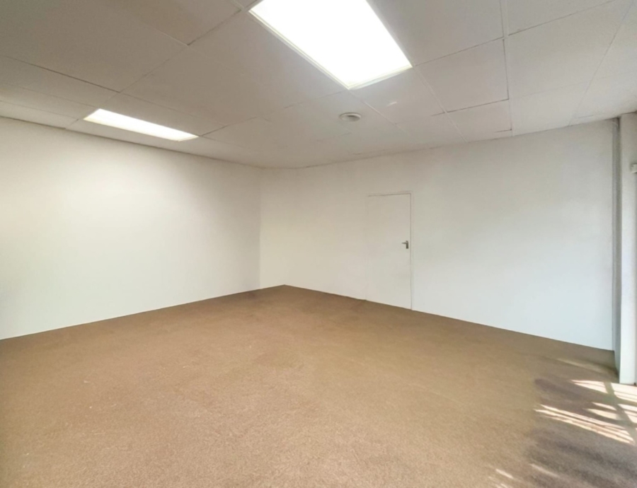 To Let Commercial Property for Rent in Umhlali KwaZulu-Natal