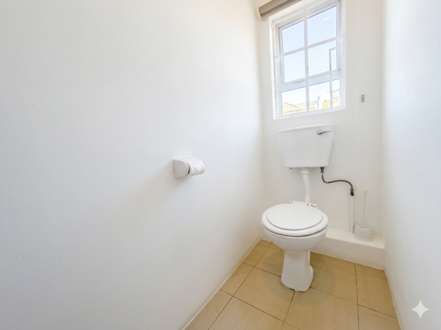 To Let Commercial Property for Rent in Umhlali KwaZulu-Natal