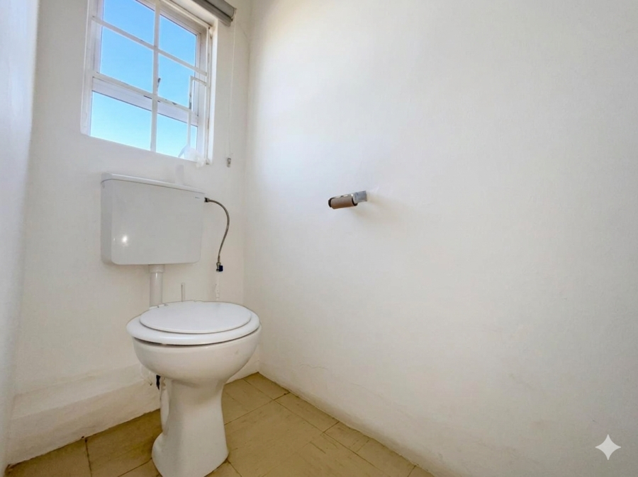 To Let Commercial Property for Rent in Umhlali KwaZulu-Natal