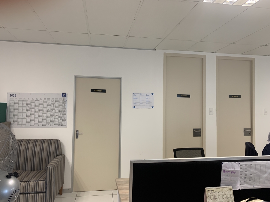 To Let Commercial Property for Rent in La Lucia KwaZulu-Natal