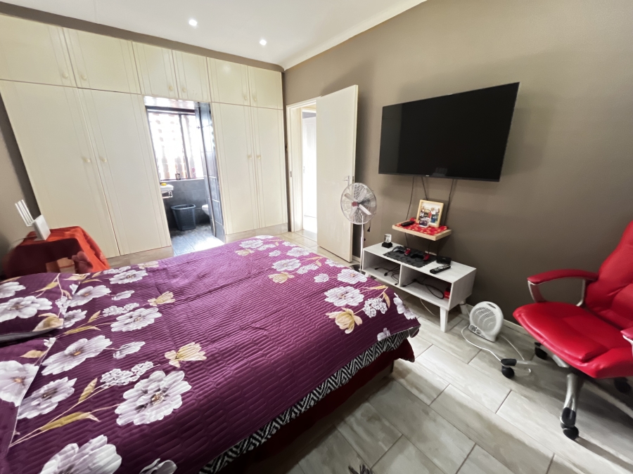 3 Bedroom Property for Sale in Town Bush Valley KwaZulu-Natal