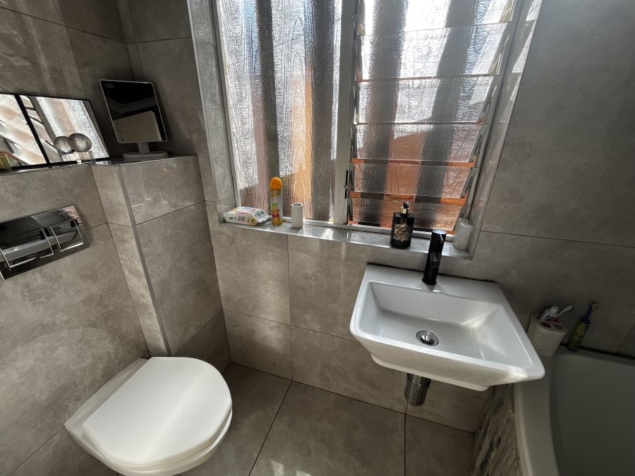 3 Bedroom Property for Sale in Town Bush Valley KwaZulu-Natal