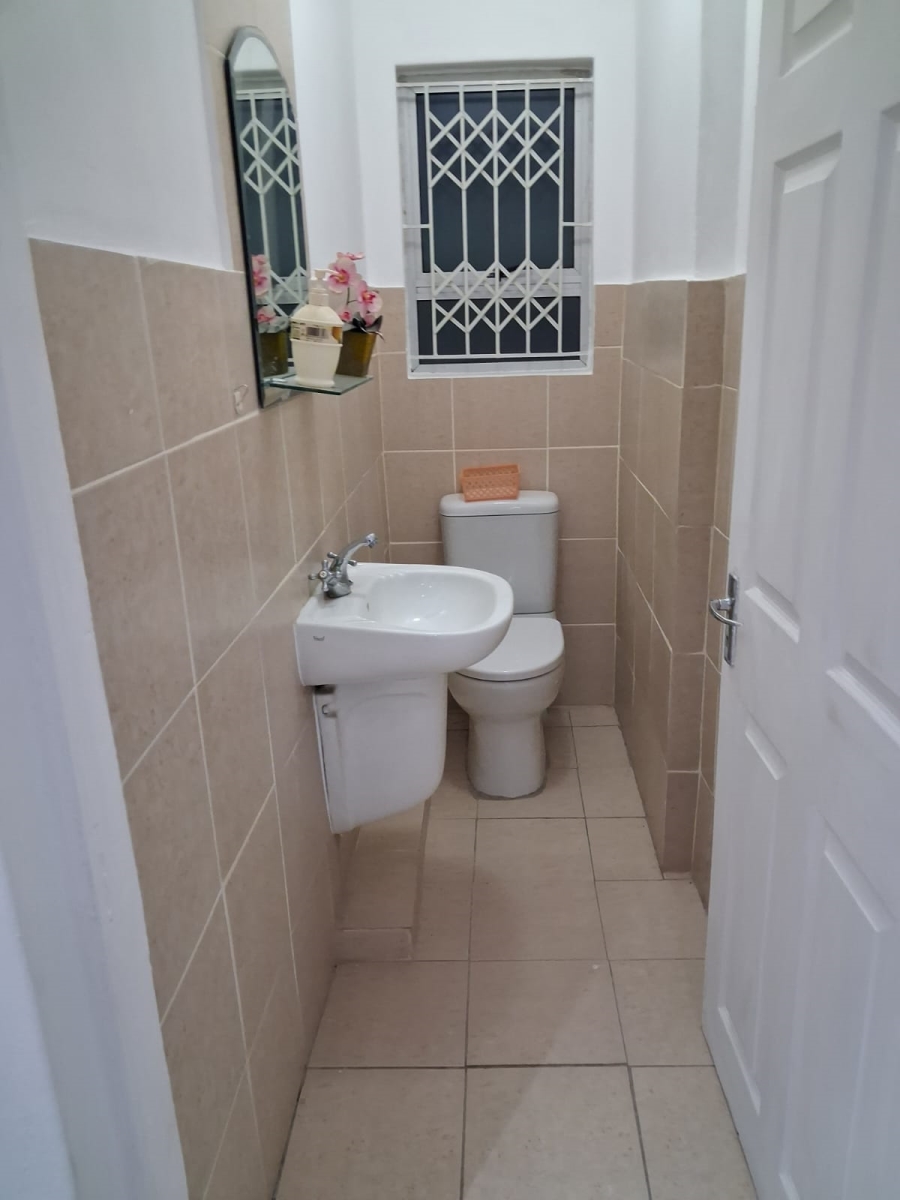 To Let 1 Bedroom Property for Rent in Westville Central KwaZulu-Natal