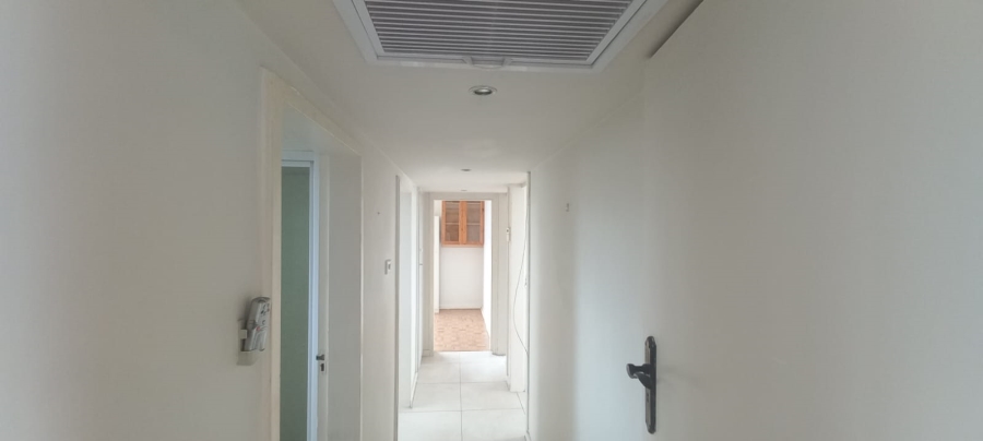 3 Bedroom Property for Sale in Westridge KwaZulu-Natal