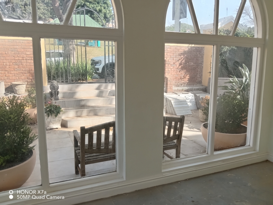 To Let Commercial Property for Rent in Morningside KwaZulu-Natal