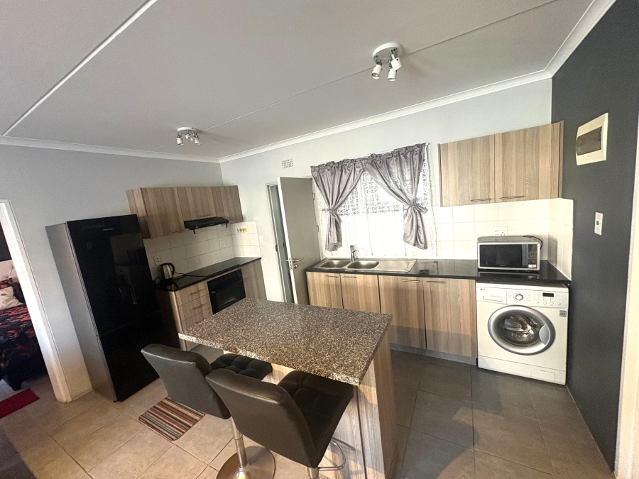 To Let 2 Bedroom Property for Rent in Athlone Park KwaZulu-Natal