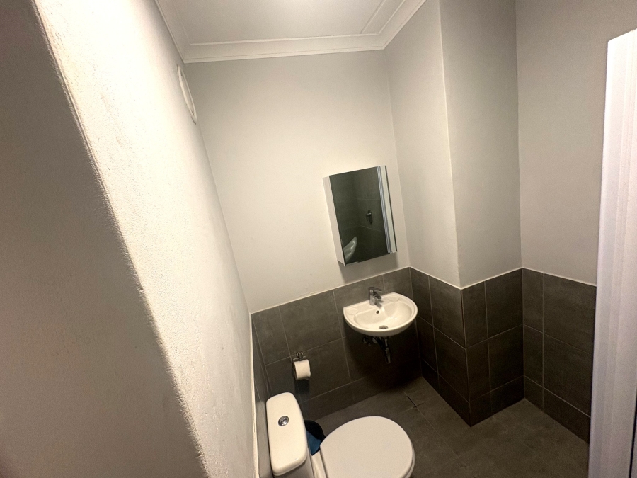 To Let 2 Bedroom Property for Rent in Athlone Park KwaZulu-Natal