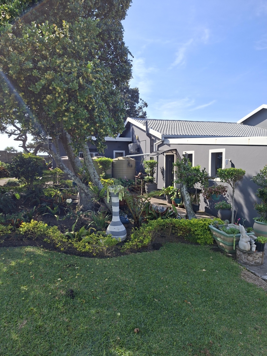 4 Bedroom Property for Sale in Palm Beach KwaZulu-Natal