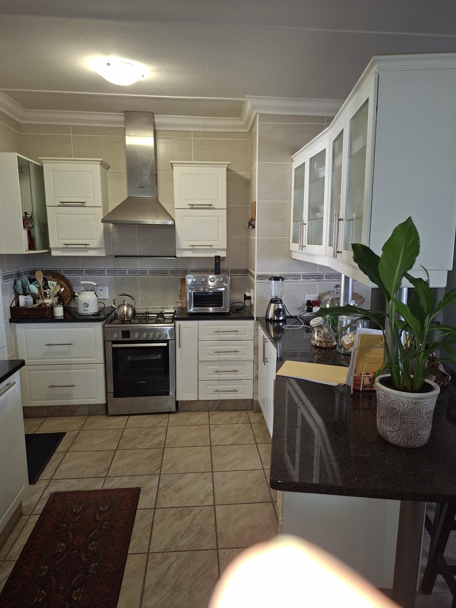 4 Bedroom Property for Sale in Palm Beach KwaZulu-Natal