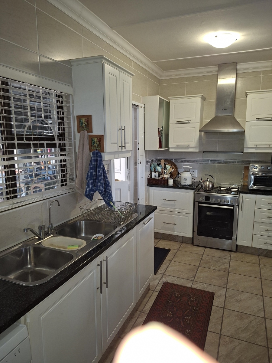4 Bedroom Property for Sale in Palm Beach KwaZulu-Natal