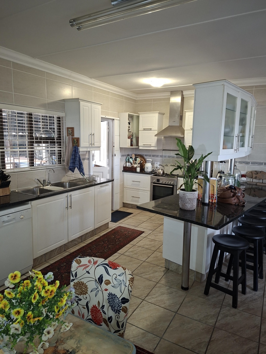 4 Bedroom Property for Sale in Palm Beach KwaZulu-Natal