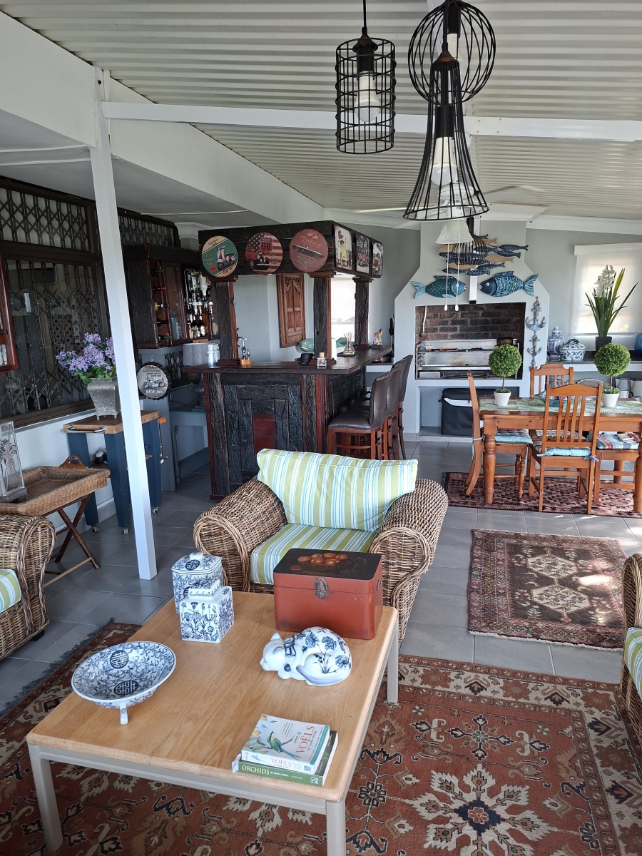 4 Bedroom Property for Sale in Palm Beach KwaZulu-Natal