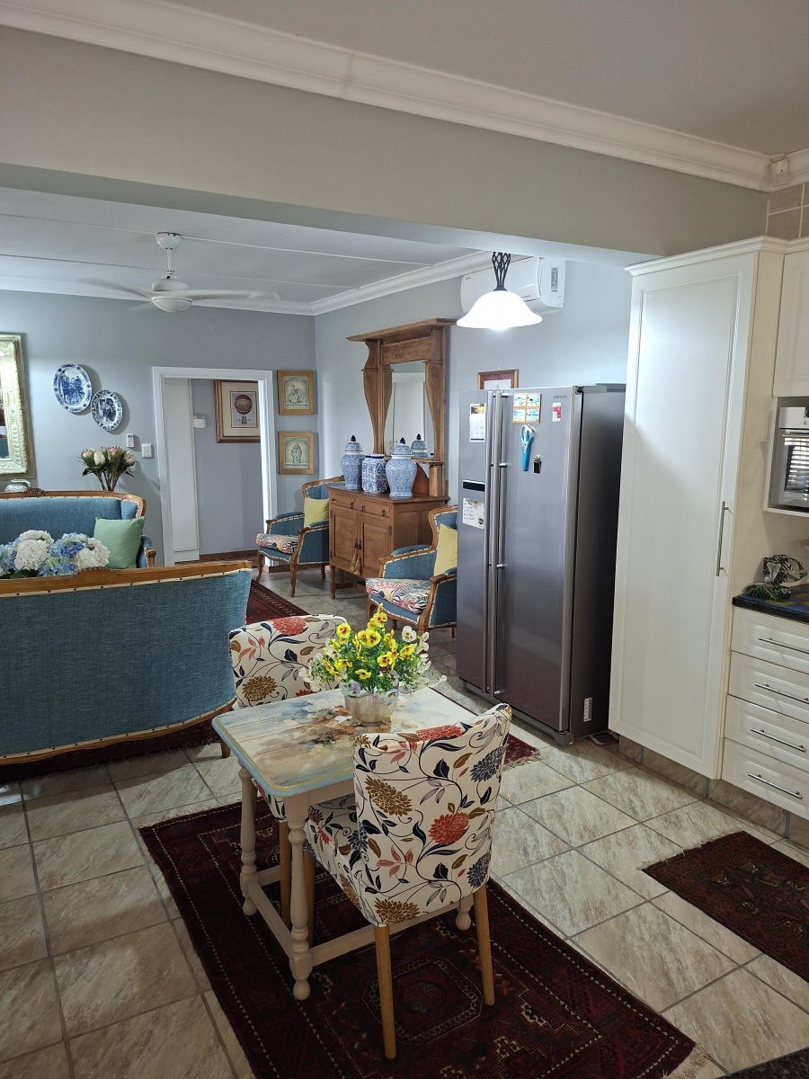 4 Bedroom Property for Sale in Palm Beach KwaZulu-Natal
