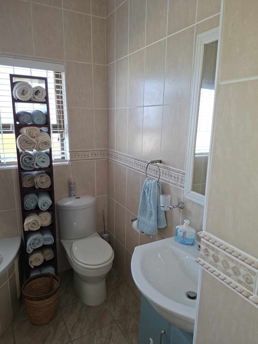 4 Bedroom Property for Sale in Palm Beach KwaZulu-Natal