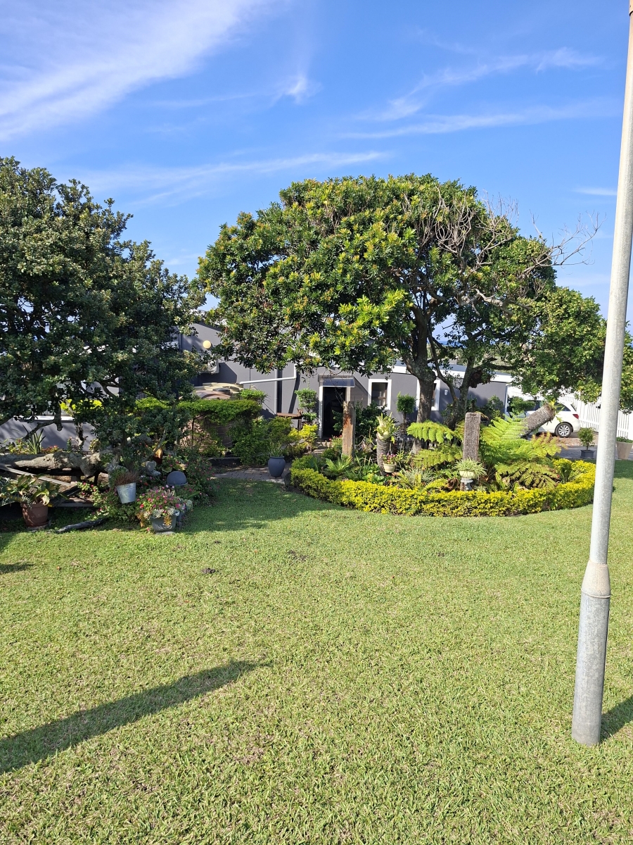 4 Bedroom Property for Sale in Palm Beach KwaZulu-Natal