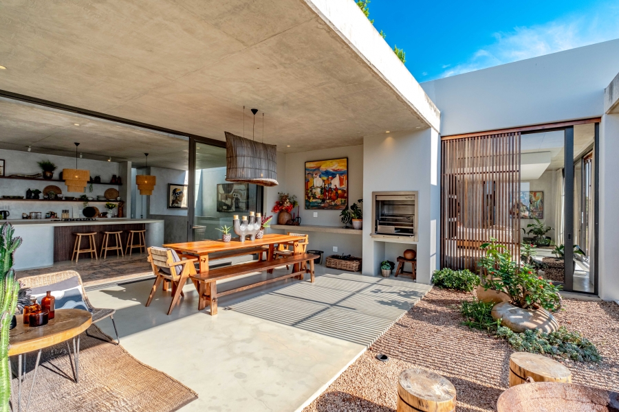 5 Bedroom Property for Sale in Sibaya Precinct KwaZulu-Natal