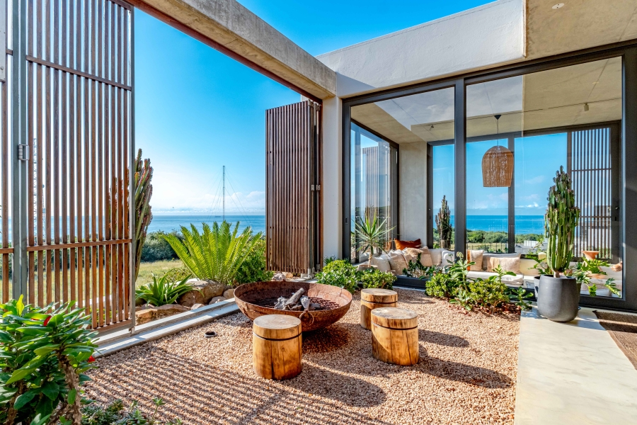 5 Bedroom Property for Sale in Sibaya Precinct KwaZulu-Natal