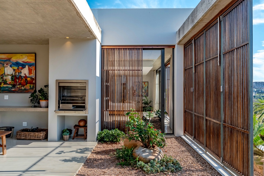 5 Bedroom Property for Sale in Sibaya Precinct KwaZulu-Natal
