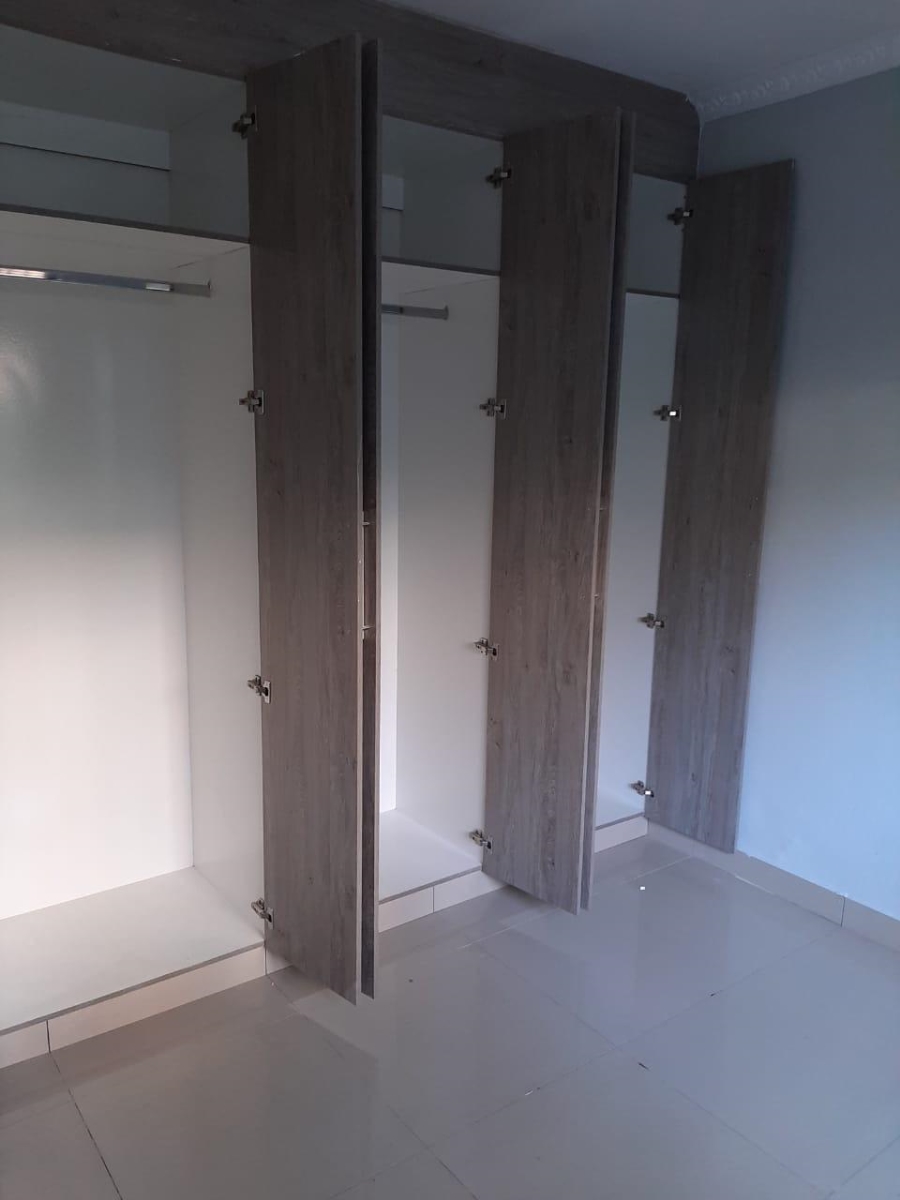2 Bedroom Property for Sale in Morningside KwaZulu-Natal