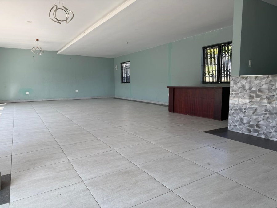 2 Bedroom Property for Sale in Morningside KwaZulu-Natal