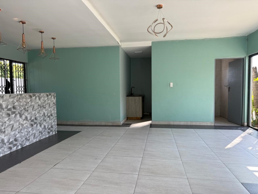 2 Bedroom Property for Sale in Morningside KwaZulu-Natal
