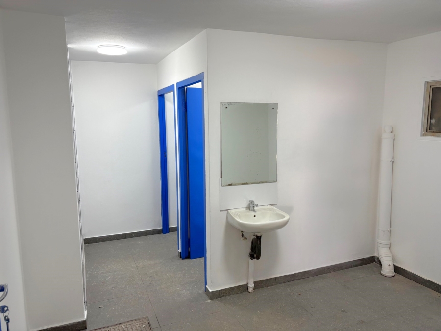 To Let Commercial Property for Rent in Congella KwaZulu-Natal