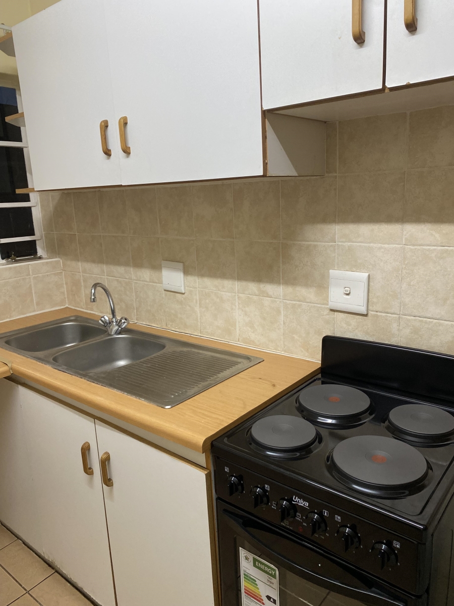 To Let 2 Bedroom Property for Rent in Prestbury KwaZulu-Natal