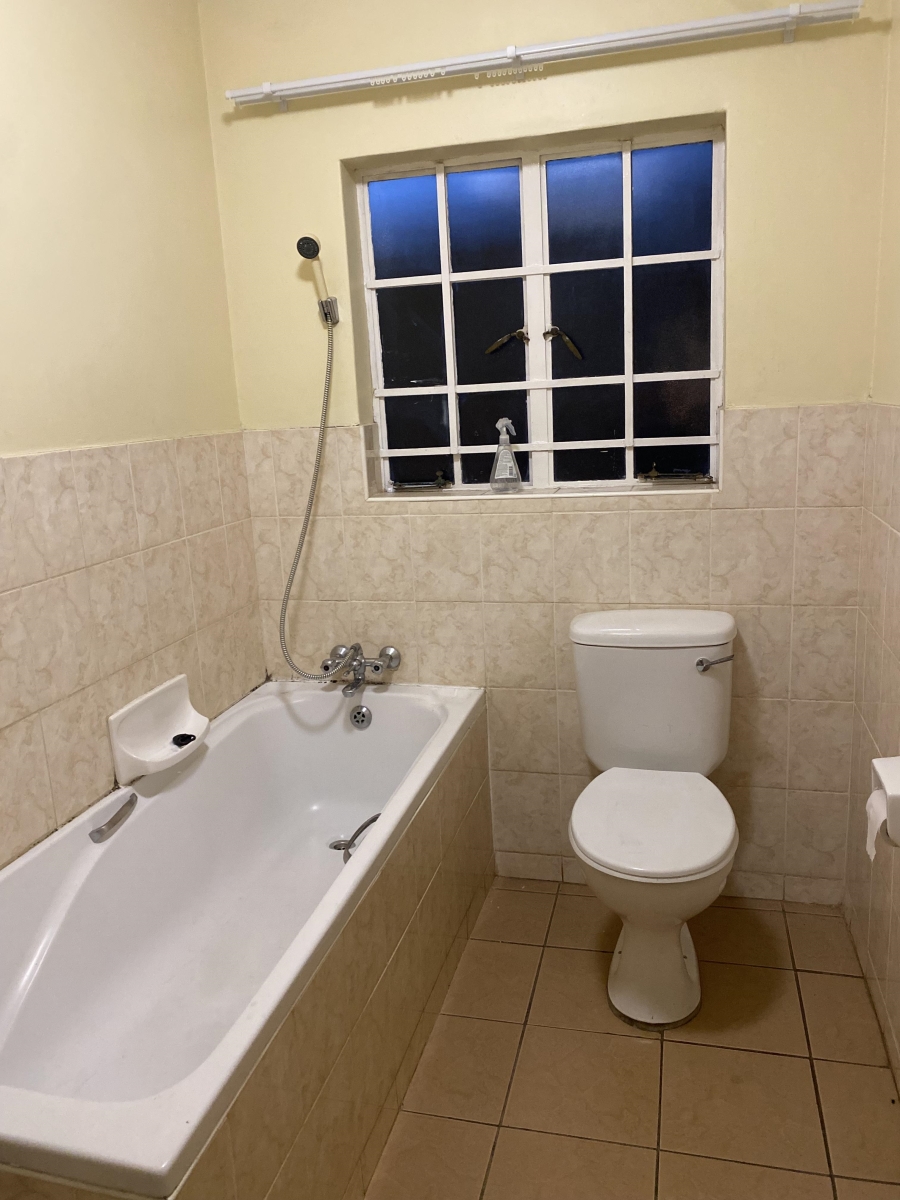 To Let 2 Bedroom Property for Rent in Prestbury KwaZulu-Natal