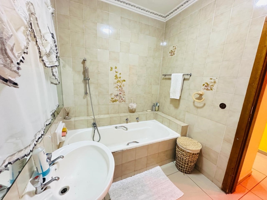 4 Bedroom Property for Sale in Grantham Park KwaZulu-Natal