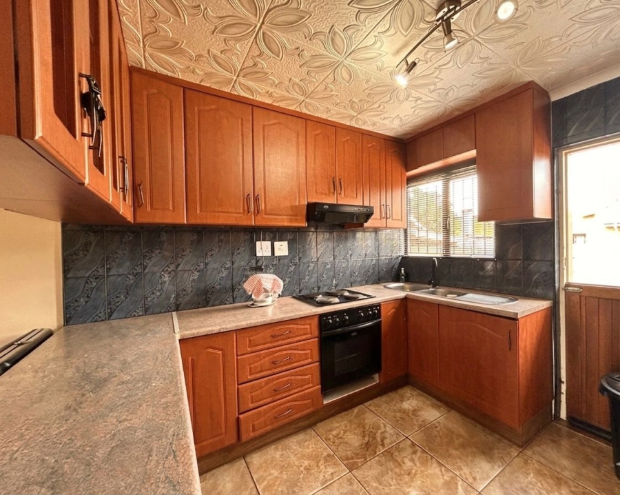 2 Bedroom Property for Sale in Brackenham KwaZulu-Natal