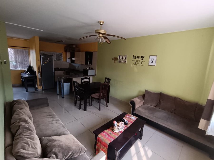 2 Bedroom Property for Sale in Glenwood KwaZulu-Natal