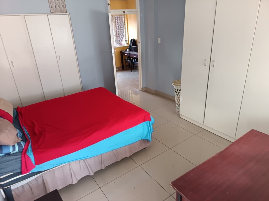 2 Bedroom Property for Sale in Glenwood KwaZulu-Natal