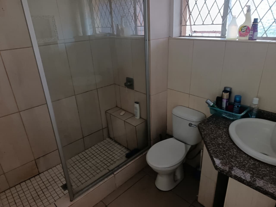2 Bedroom Property for Sale in Glenwood KwaZulu-Natal