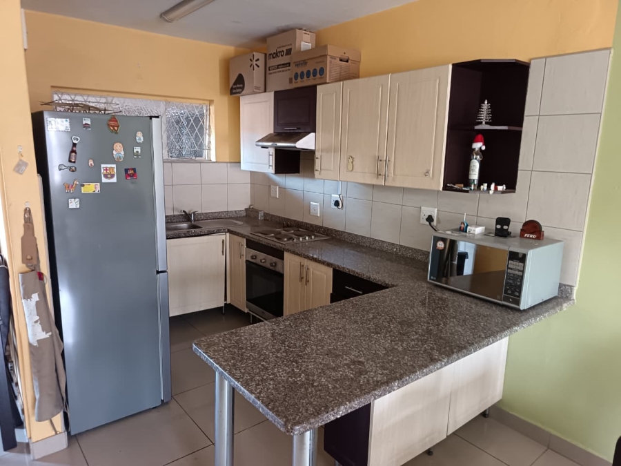 2 Bedroom Property for Sale in Glenwood KwaZulu-Natal
