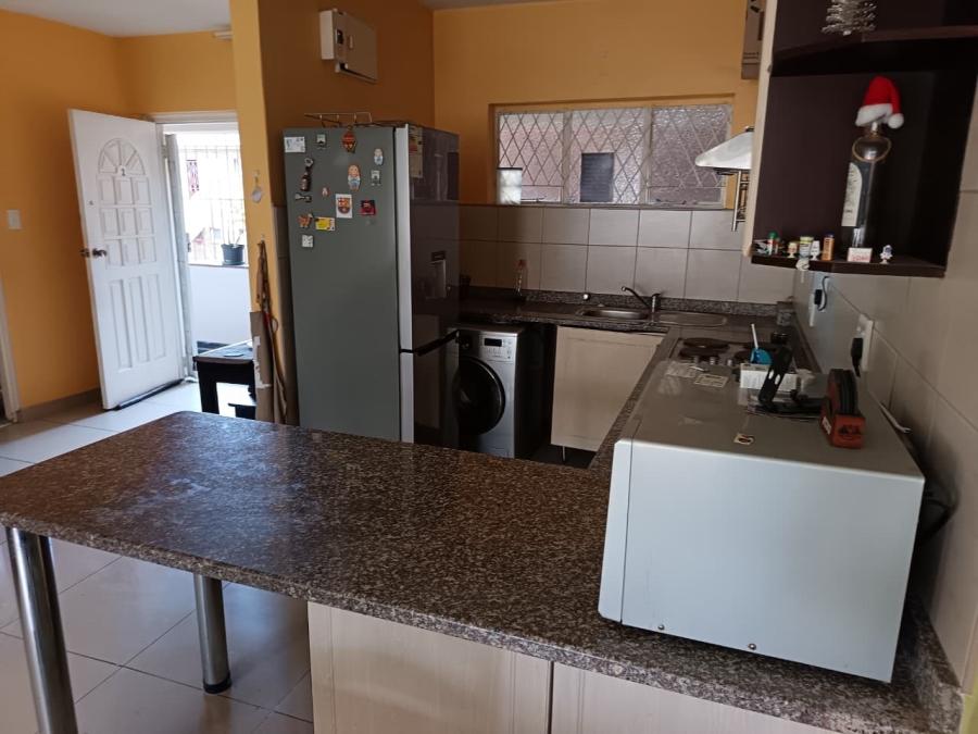 2 Bedroom Property for Sale in Glenwood KwaZulu-Natal