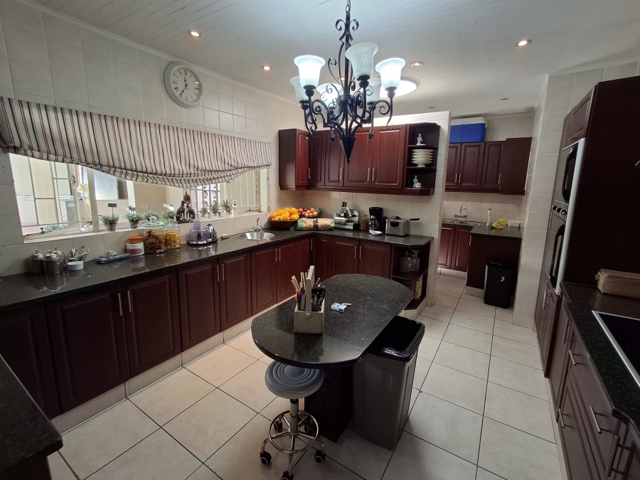 4 Bedroom Property for Sale in Aviary Hill KwaZulu-Natal