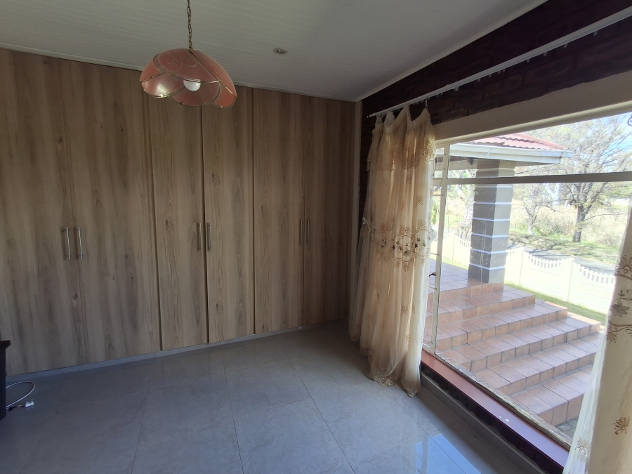 4 Bedroom Property for Sale in Aviary Hill KwaZulu-Natal