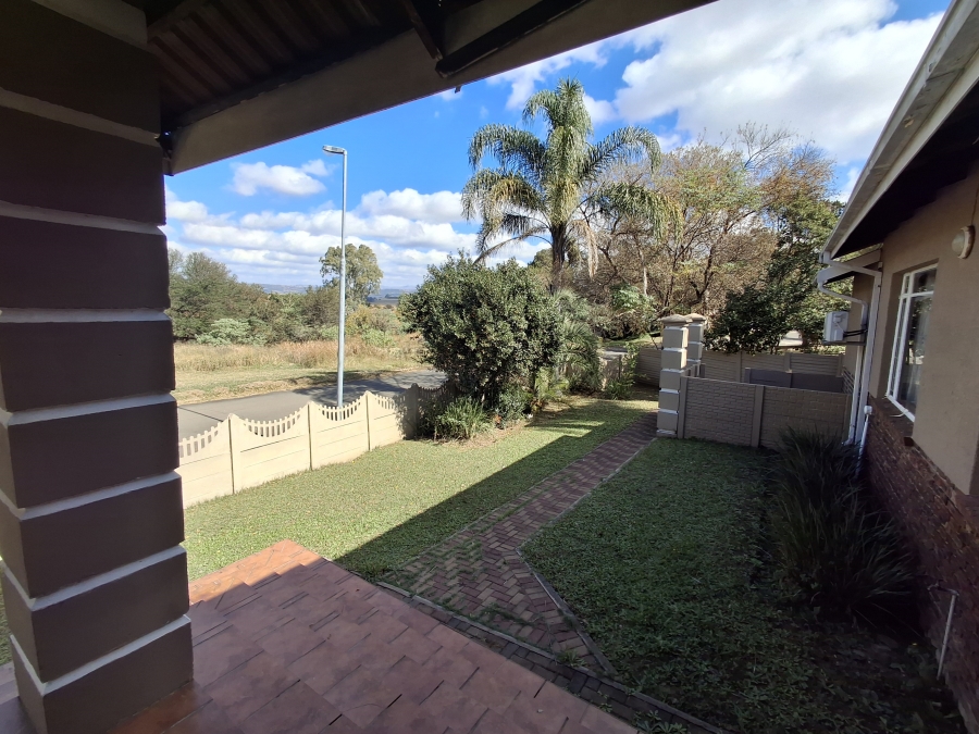 4 Bedroom Property for Sale in Aviary Hill KwaZulu-Natal