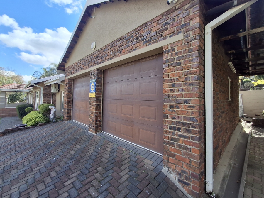 4 Bedroom Property for Sale in Aviary Hill KwaZulu-Natal